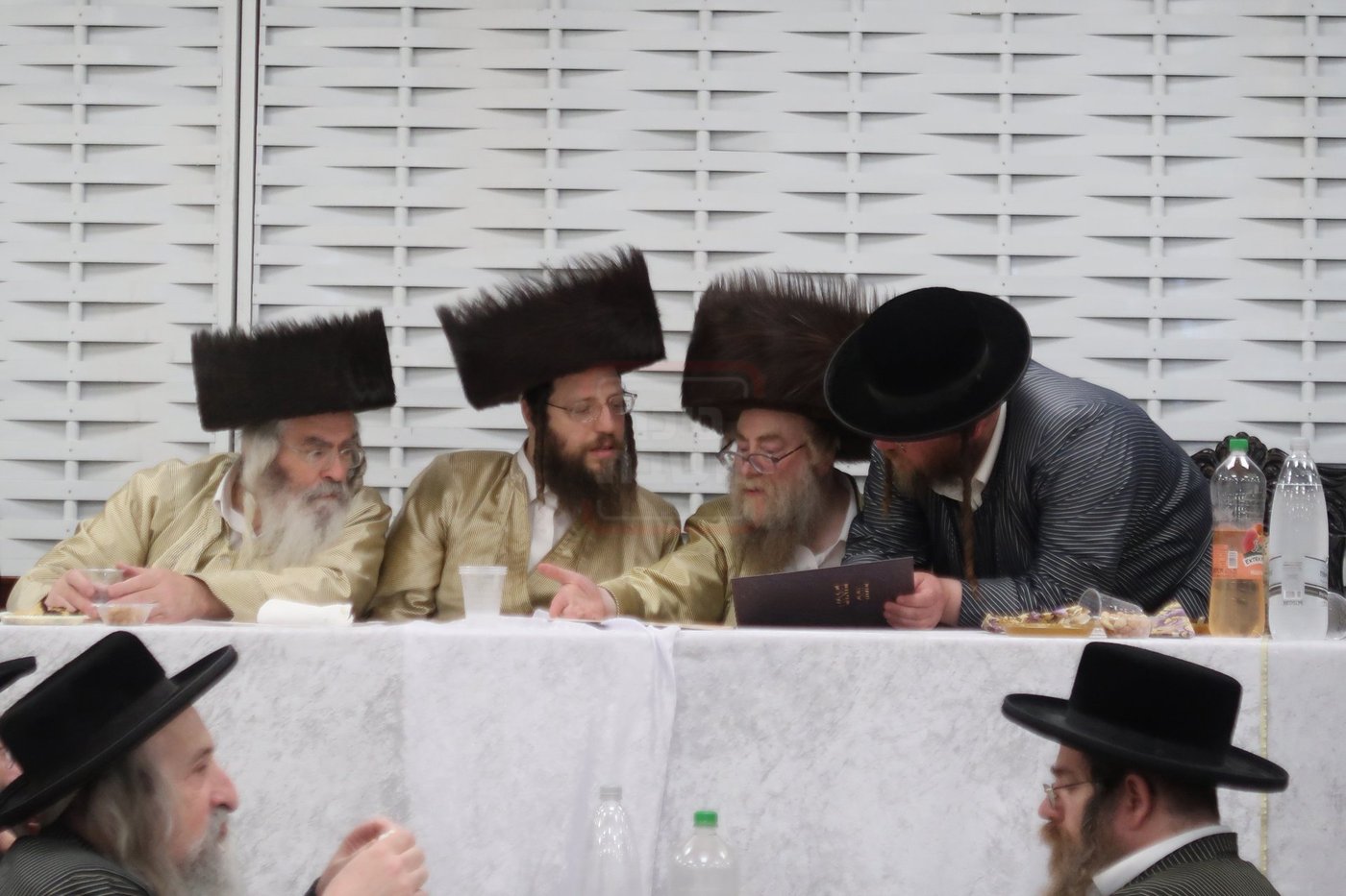 שמחת בית תולדות אהרן - משכנות הרועים