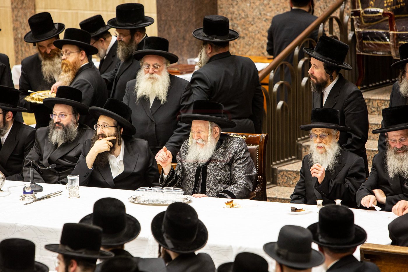 סעודת ראש חודש תמוז, בשילוב הילולא קדישא בבאבוב