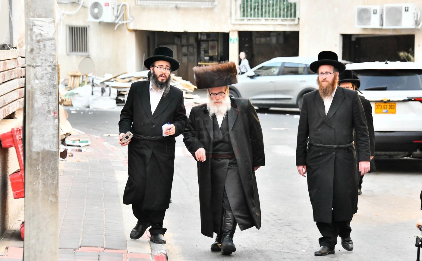 הרה"צ רבי יצחק טווערסקי בשמחה