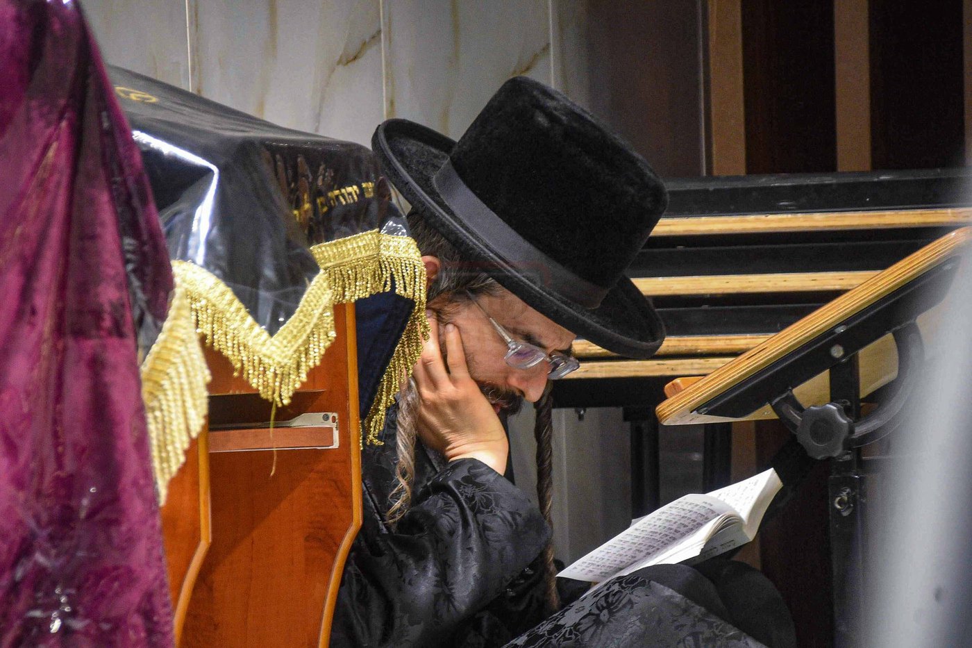 תשעה באב בחצה"ק זוועהיל