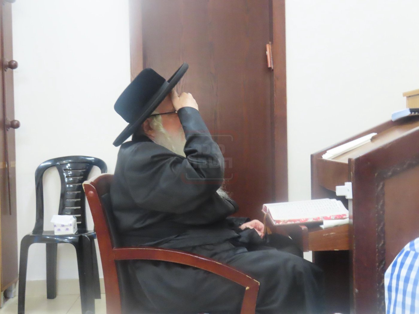 תשעה באב בחצה"ק צאנז