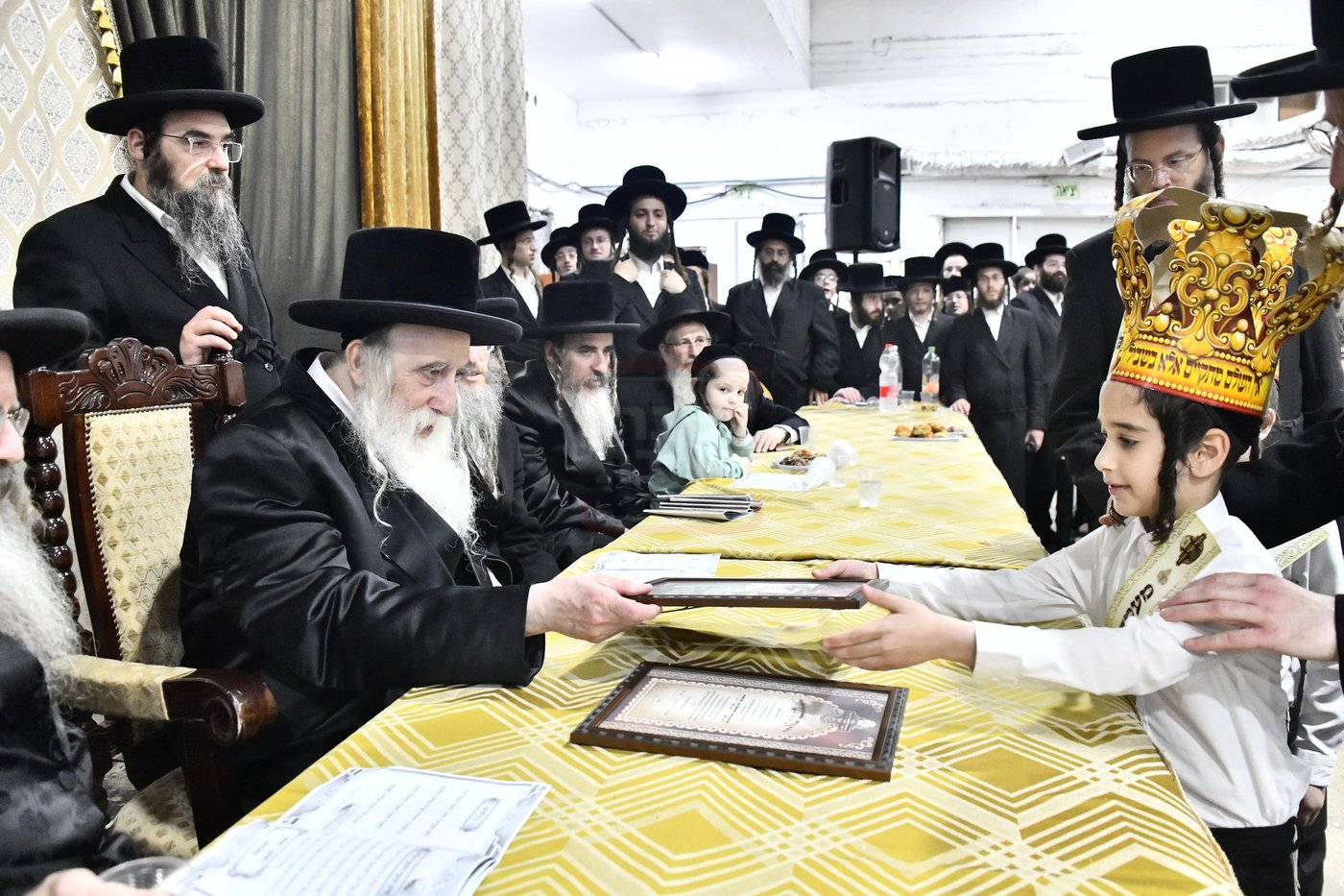 סיום חמשה חומשי תורה במכנובקא בעלזא