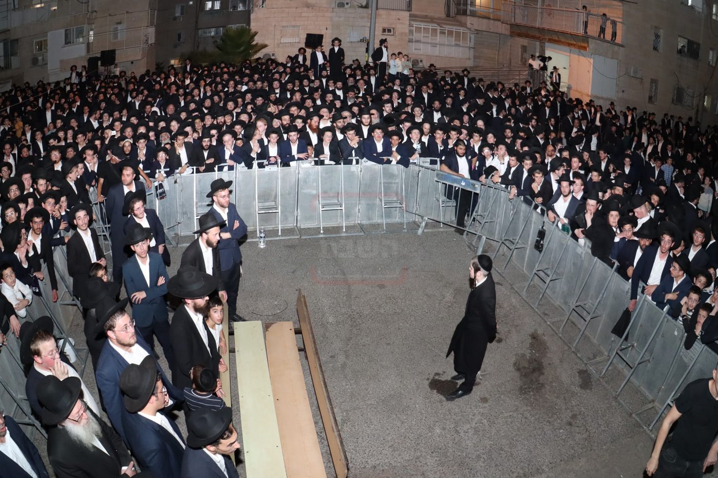 מסע הלוויית הגרב"ש דויטש זצ"ל - בירושלים