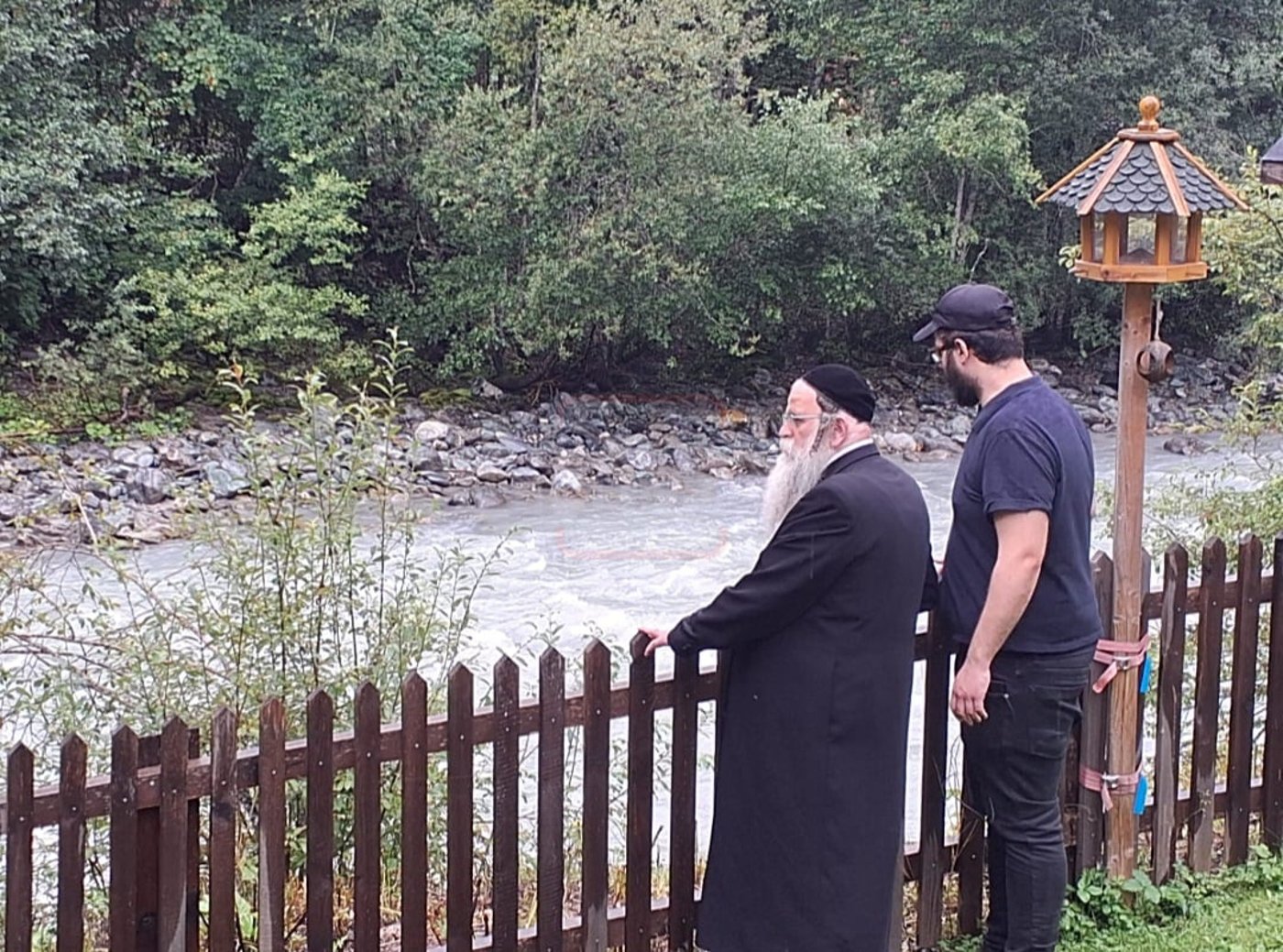הגה"צ רבי אהרן שיף בנאות דשא בשווייץ