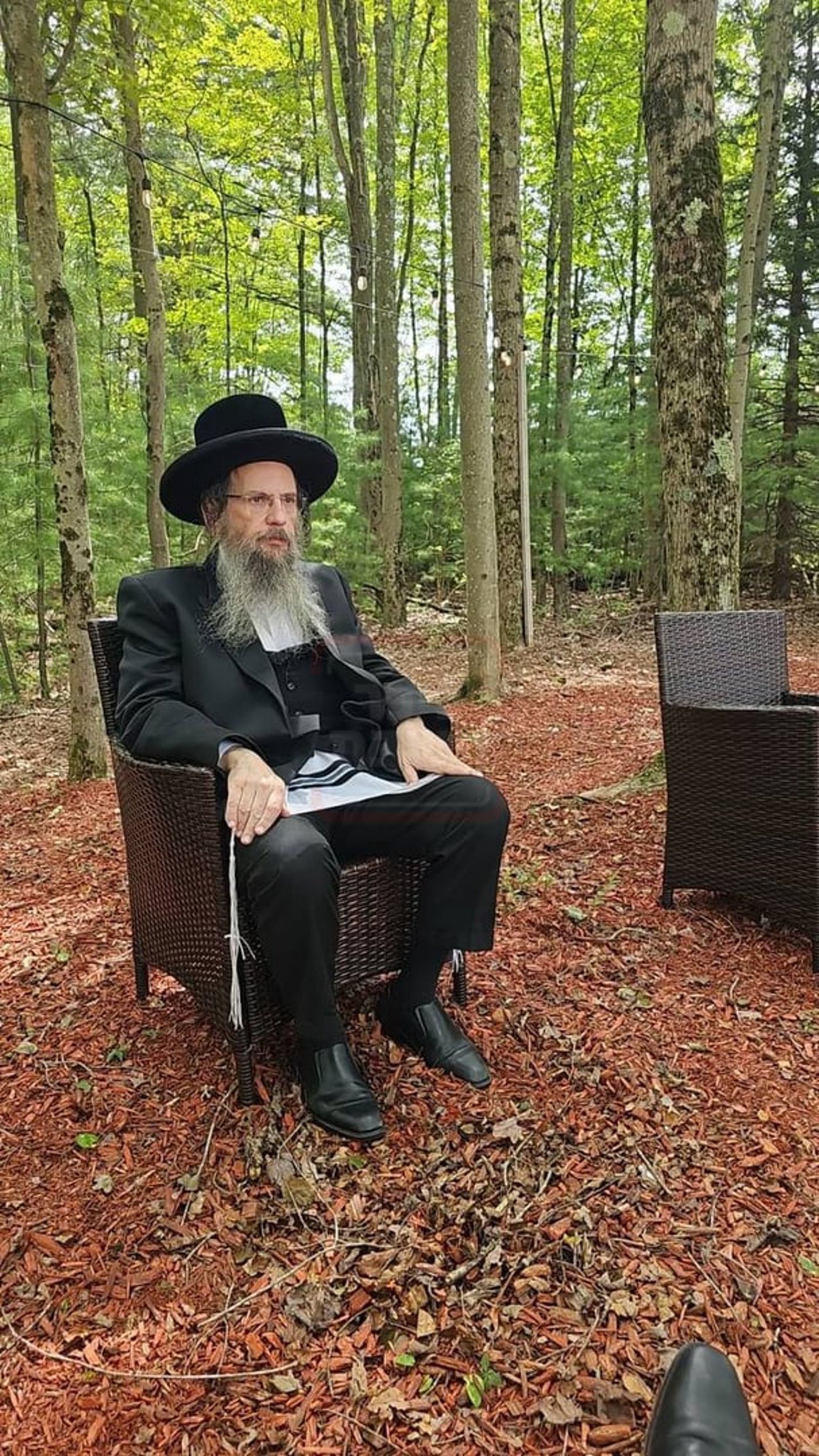 האדמו''ר מבראד נצפה ברגע של מנוחה ב'שעראן ספרינגס'