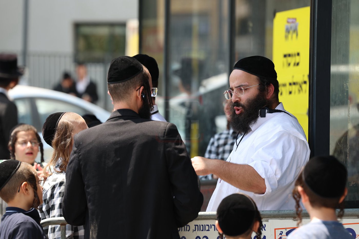 שטיין משליט סדר באלעד