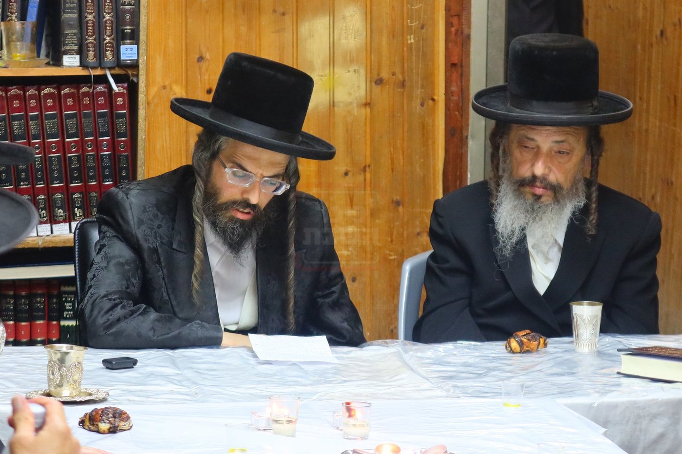 האדמו"ר מזוועהיל בטיש לחיים בהילולת הרה''ק המגיד מזלאטשוב זיע''א