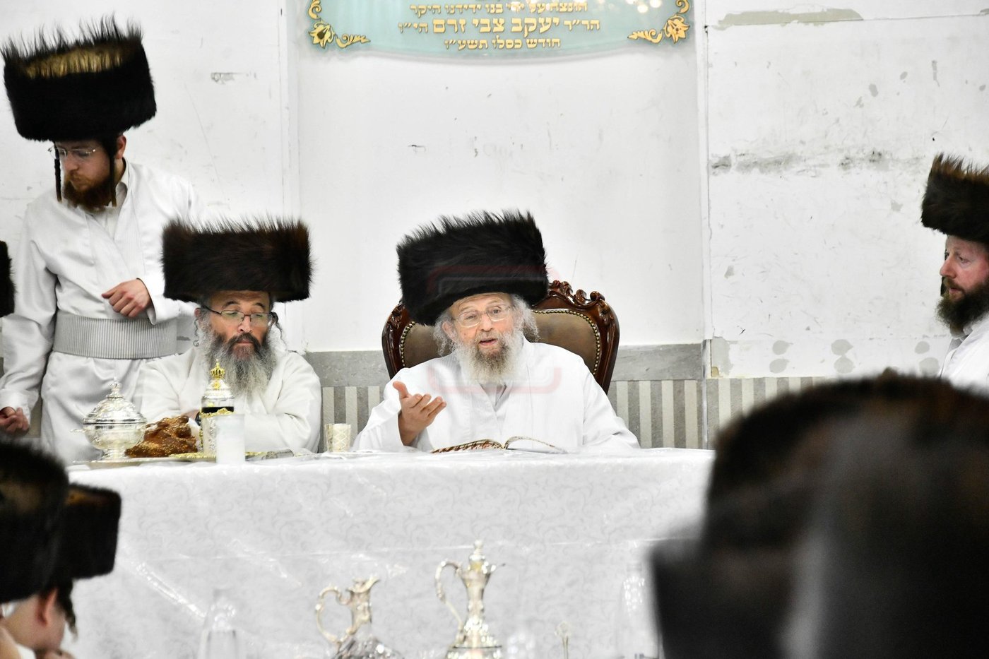 נעילת החג בחצה"ק פינסק קרלין