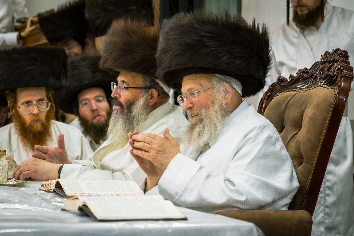 נעילת החג בחצה"ק פינסק קרלין