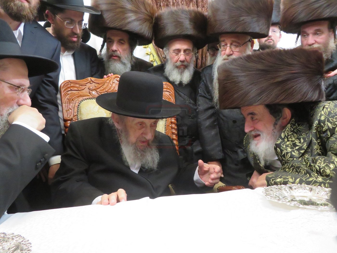 הגר"ד לנדו בביקור אצל האדמו"ר מויז'ניץ