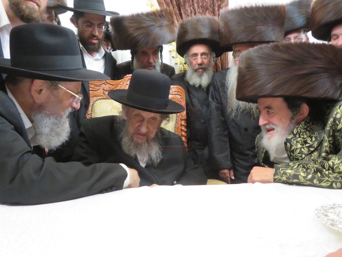 הגר"ד לנדו בביקור אצל האדמו"ר מויז'ניץ