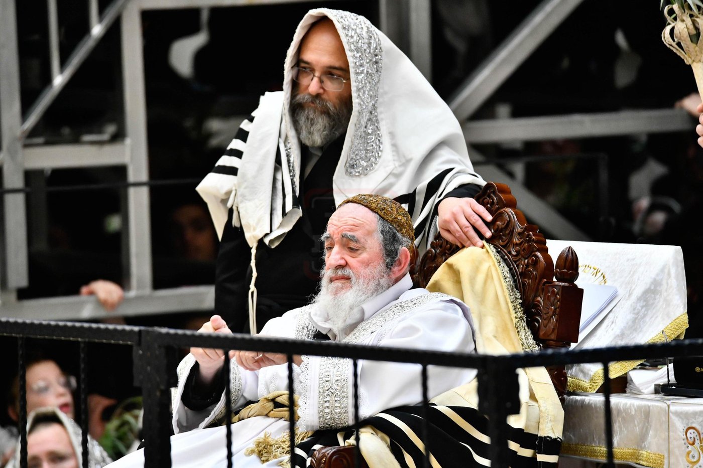 הושענא רבה בחצה"ק ויז'ניץ