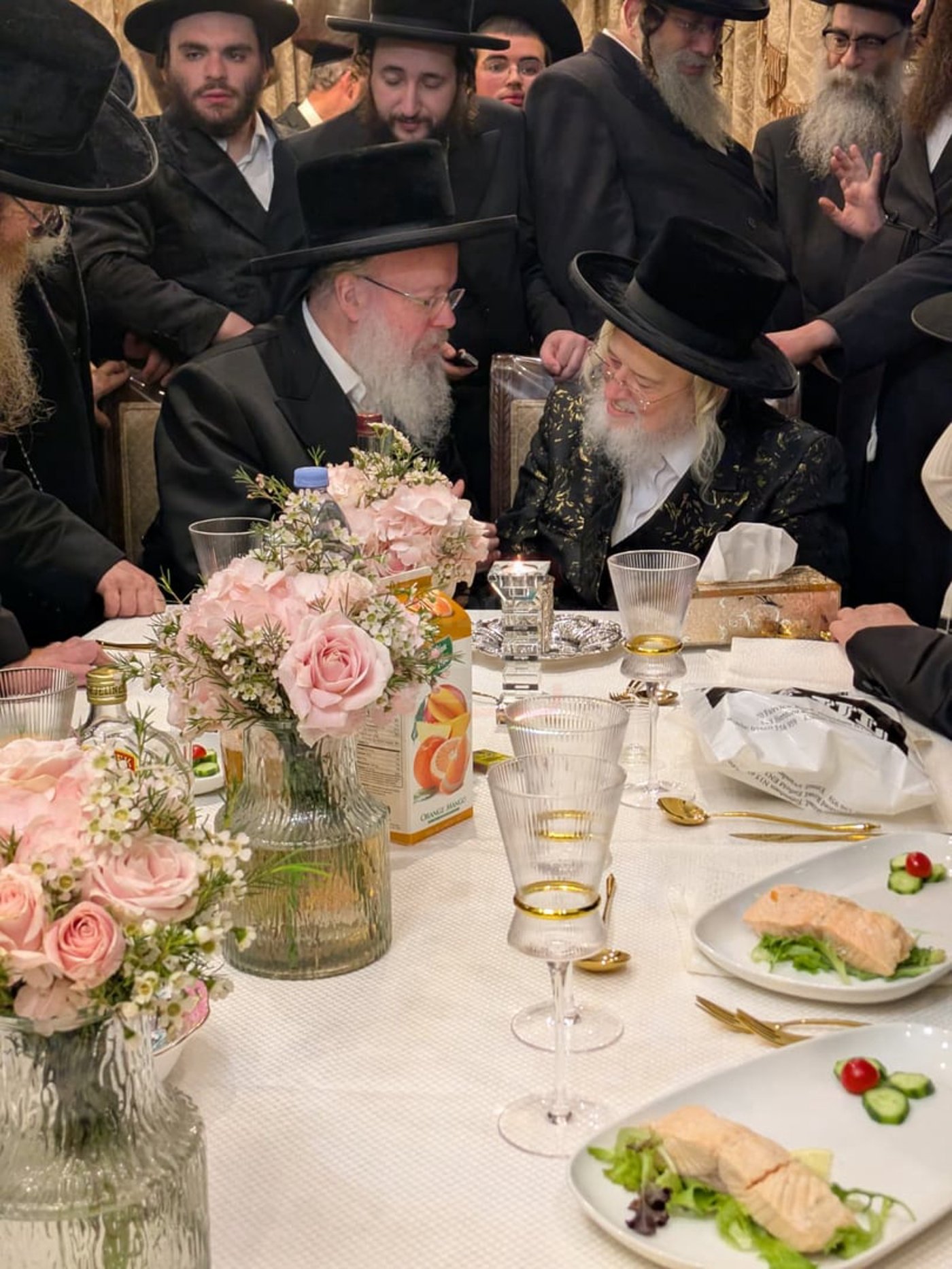 האדמו"ר ממונקאטש בביקור בלונדון