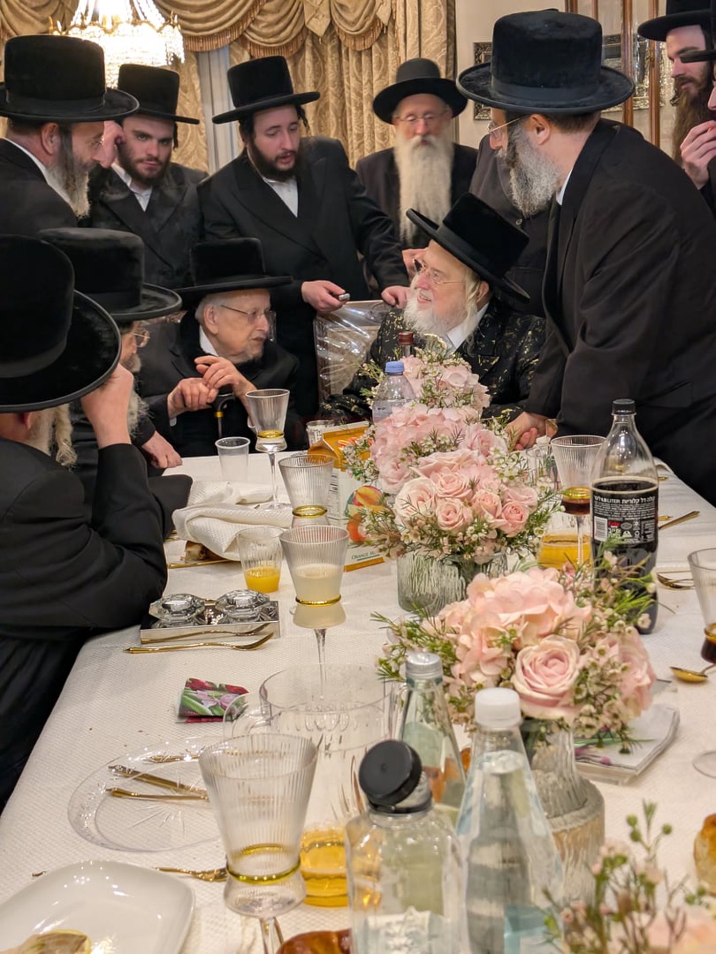 האדמו"ר ממונקאטש בביקור בלונדון