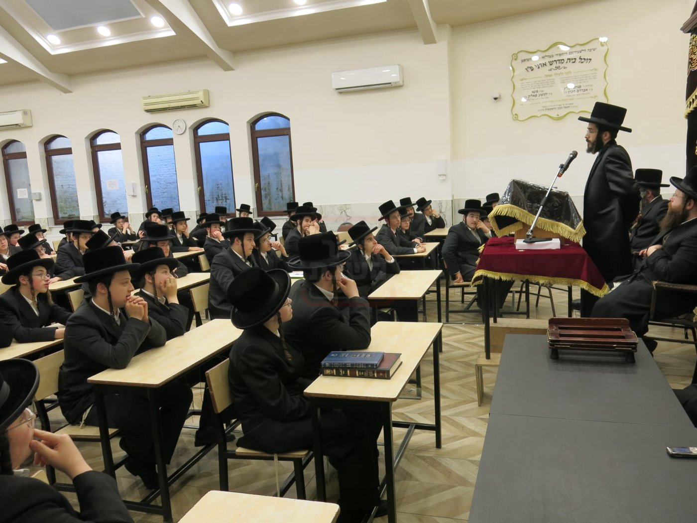 הרה"ג ר' חיים מאיר רוקח בביקור באנטווערפן