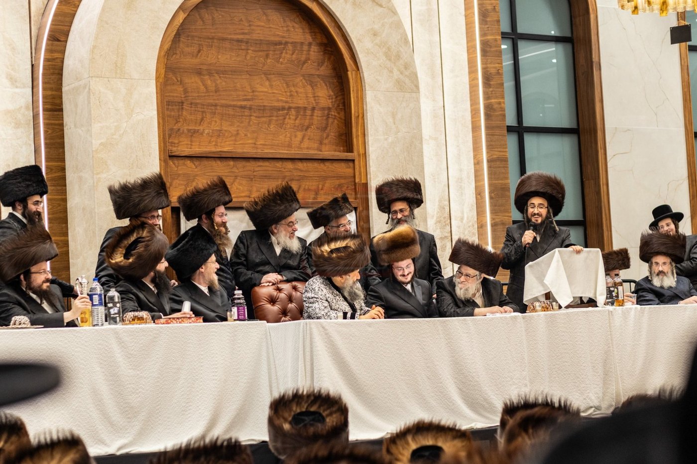 שמחת הווארט והתנאים לנכד האדמו"ר מבאבוב 45