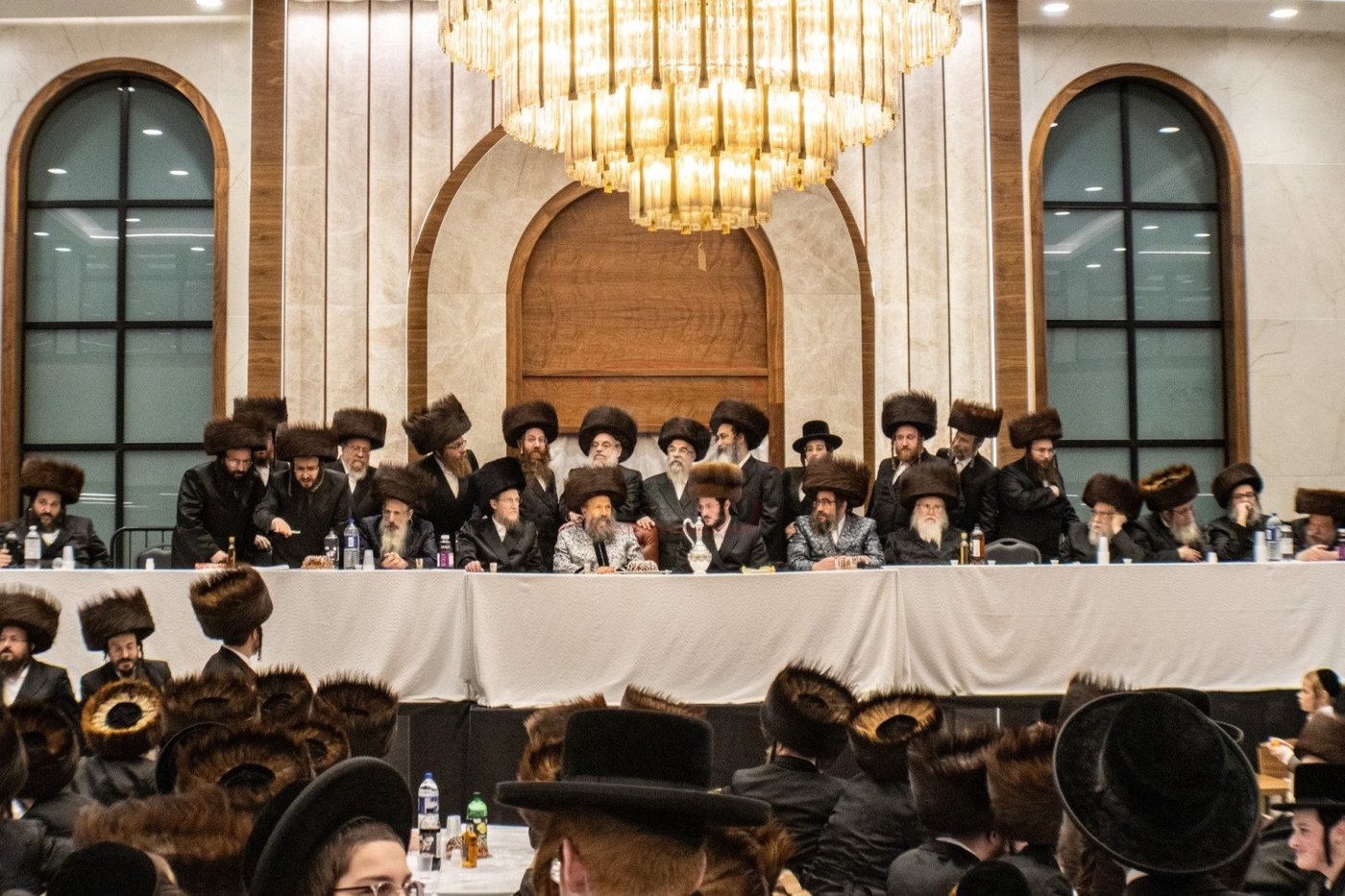 שמחת הווארט והתנאים לנכד האדמו"ר מבאבוב 45