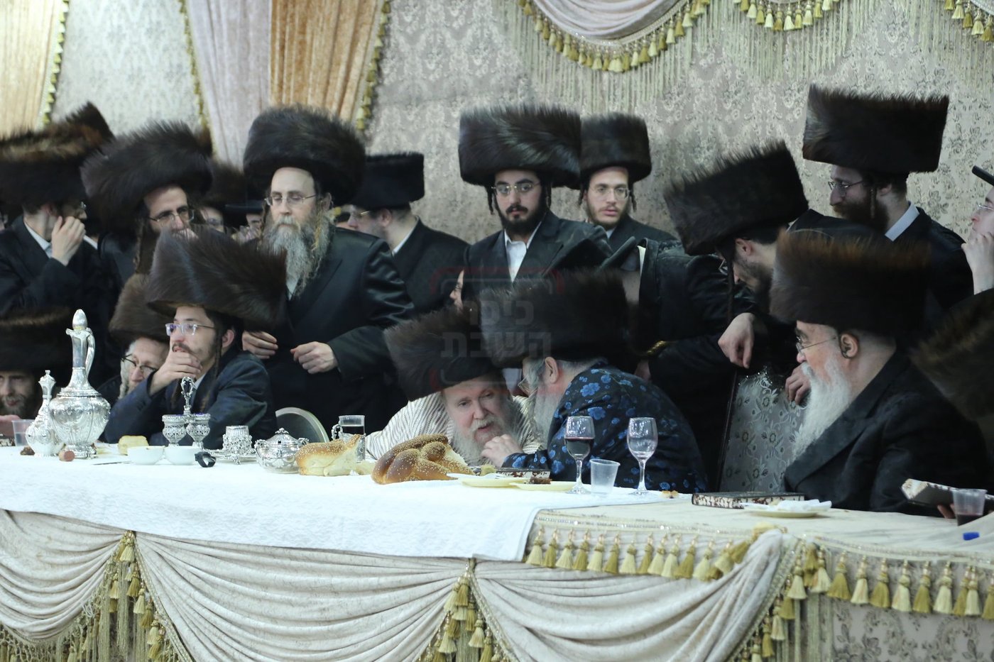 שמחת נישואי נכדת האדמו"ר מלעלוב ארה"ב