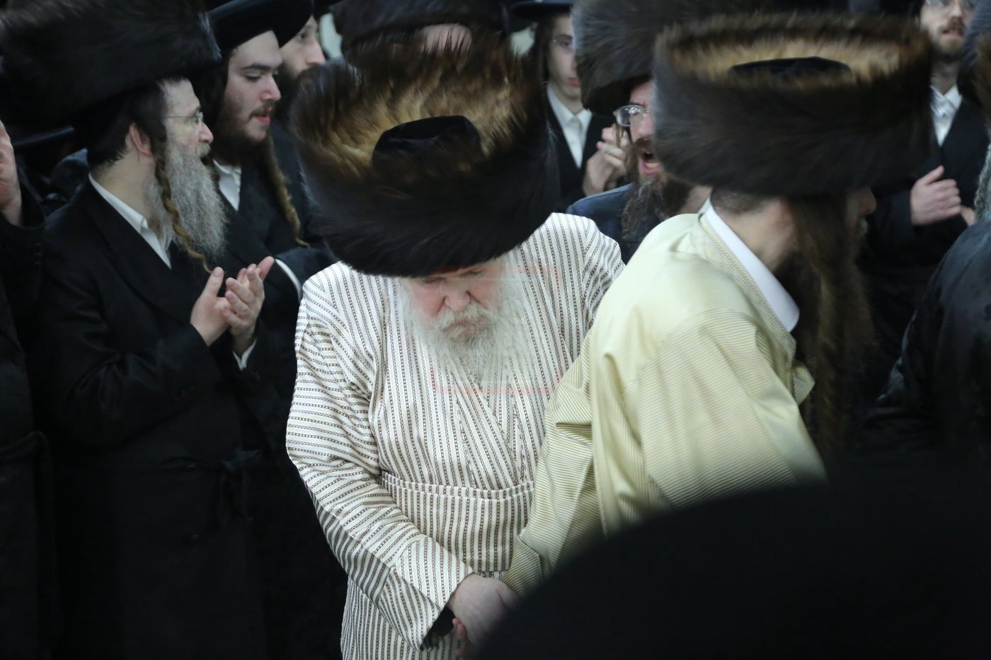 שמחת נישואי נכדת האדמו"ר מלעלוב ארה"ב