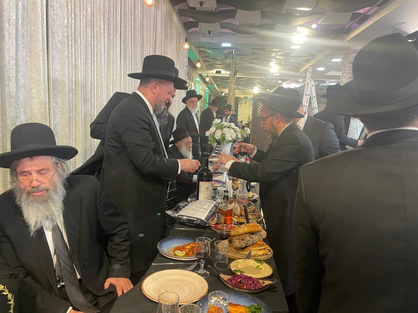 שמחת נישואי בן הגרי״מ יונה 