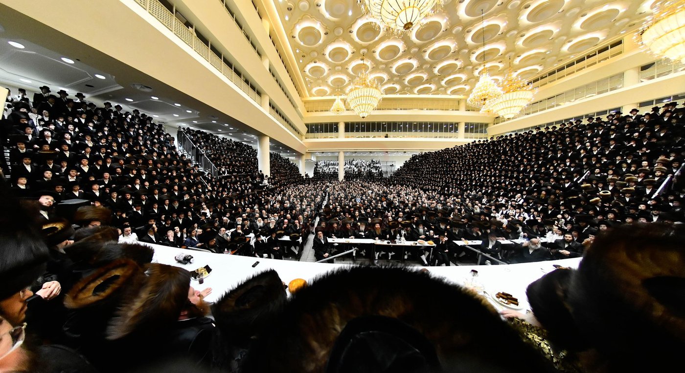 שמחת אירוסי נכד האדמו"ר מויז'ניץ