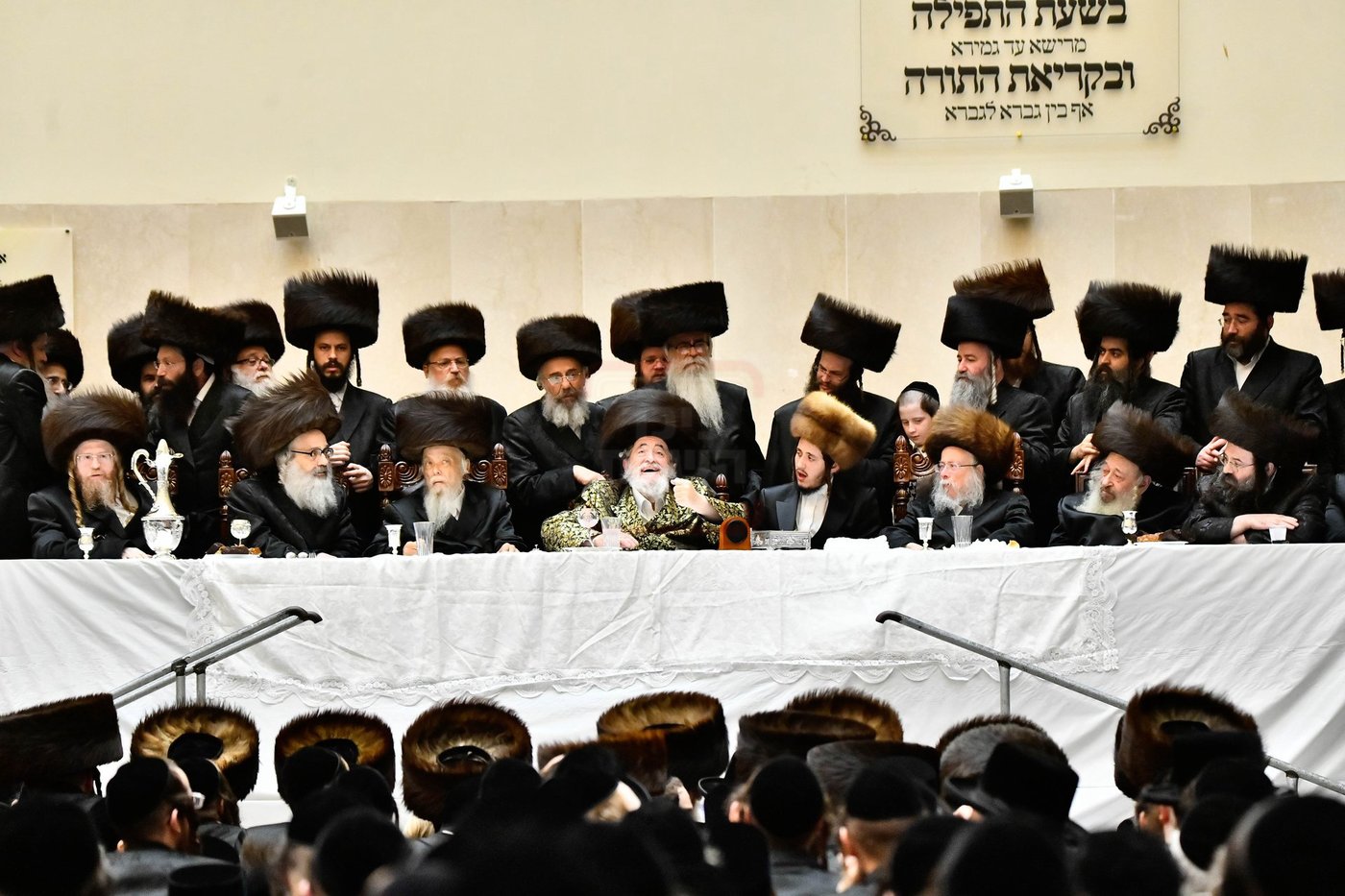 בשמחת אירוסי נכדו לפני שבוע