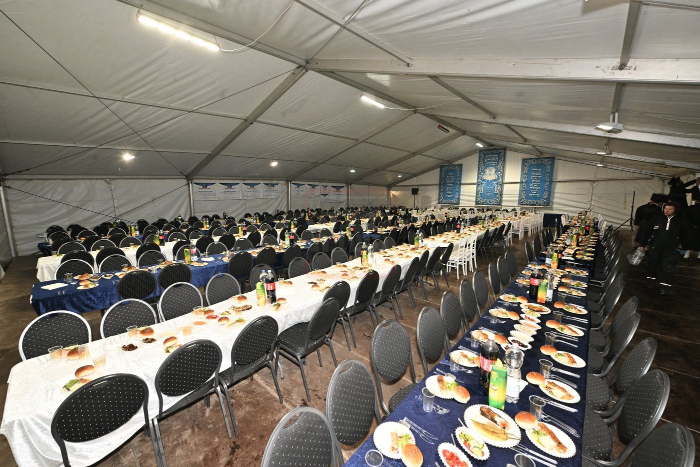 מעמד הכנסת ספר תורה בעיירת דארג