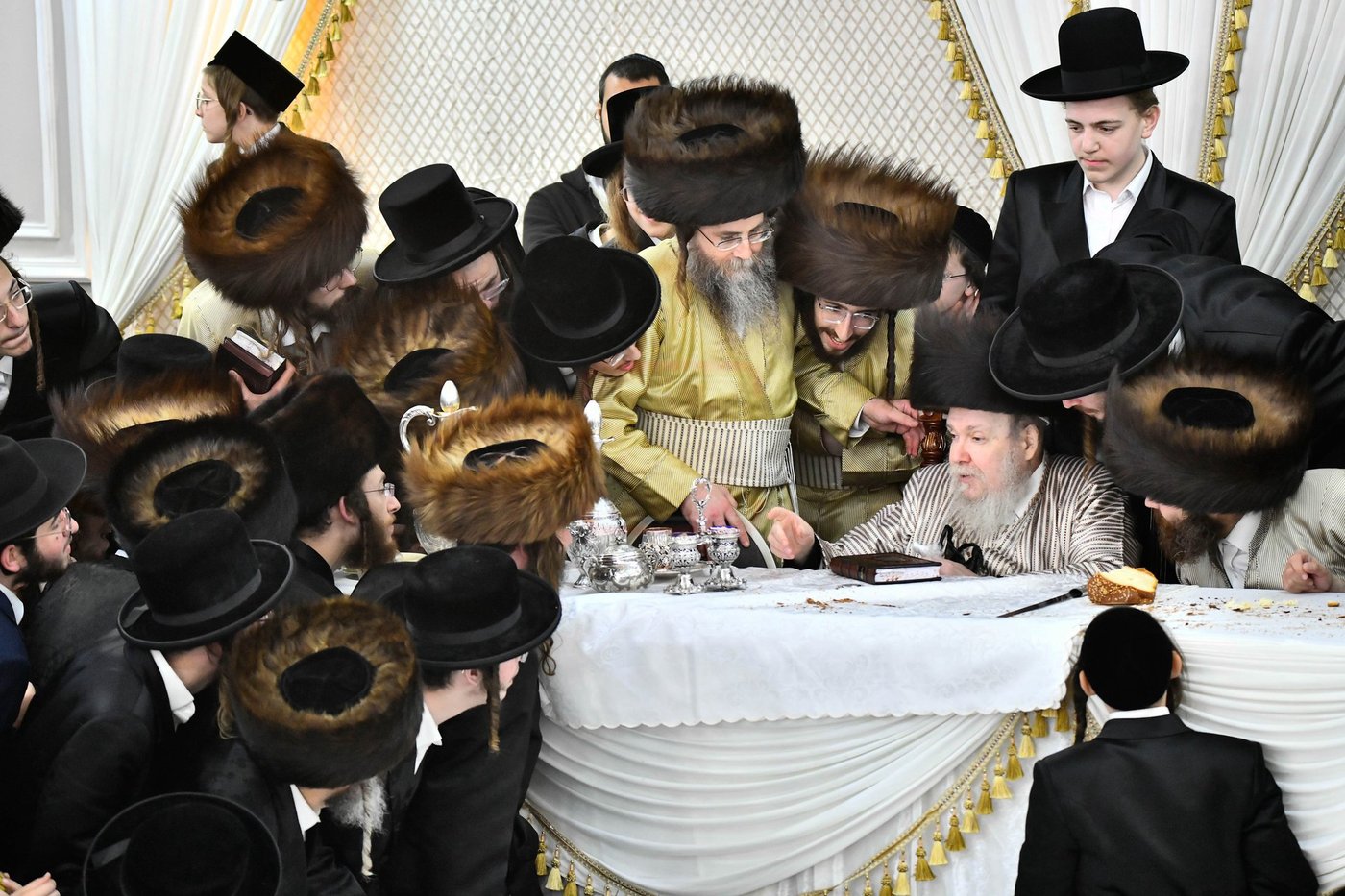 האדמו"ר מלעלוב ארה"ב בשב"ק בבני ברק