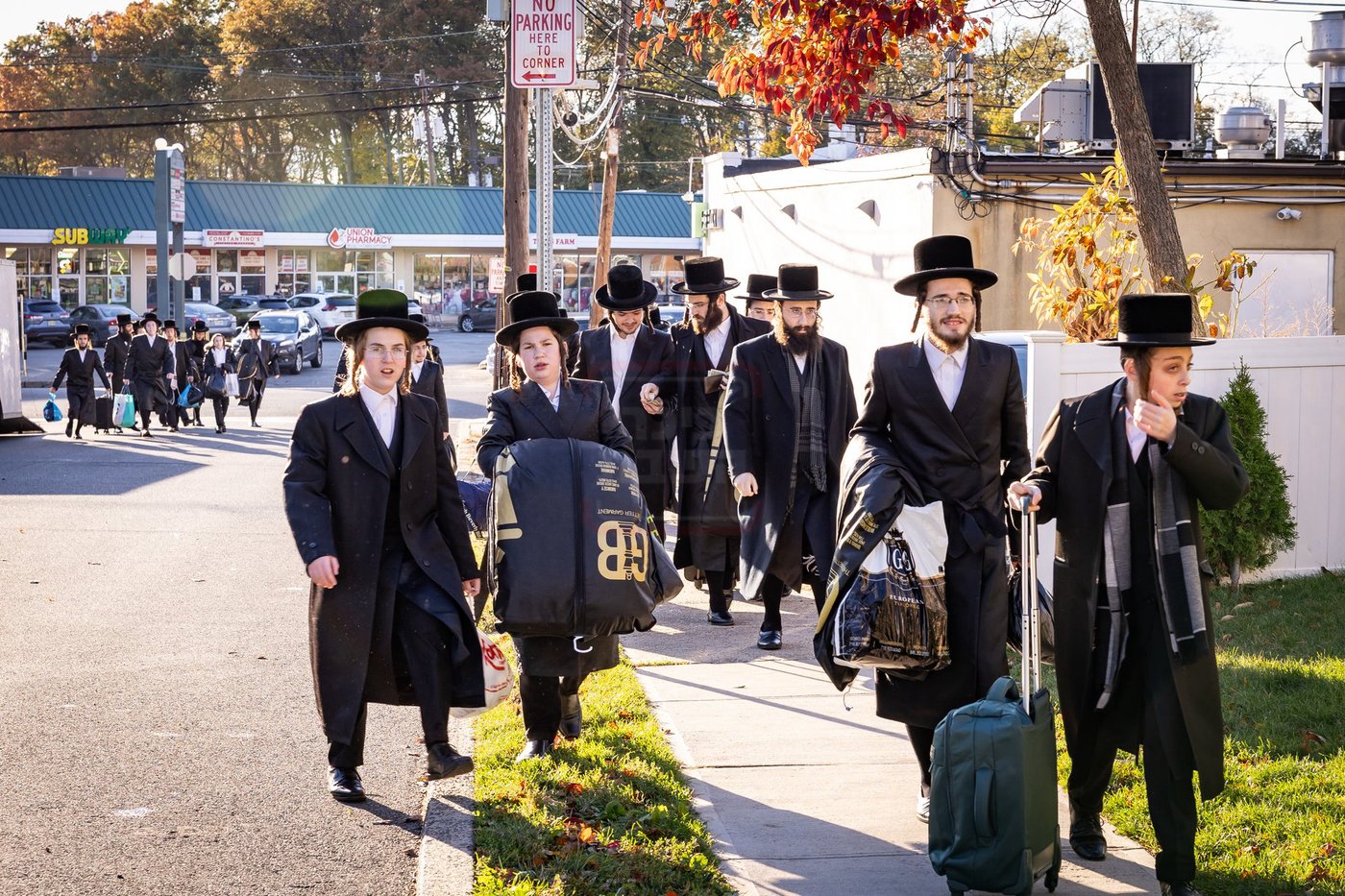 ההכנות לשב"ק בצל האדמו"ר מבאבוב 45 בעיר יוניאן