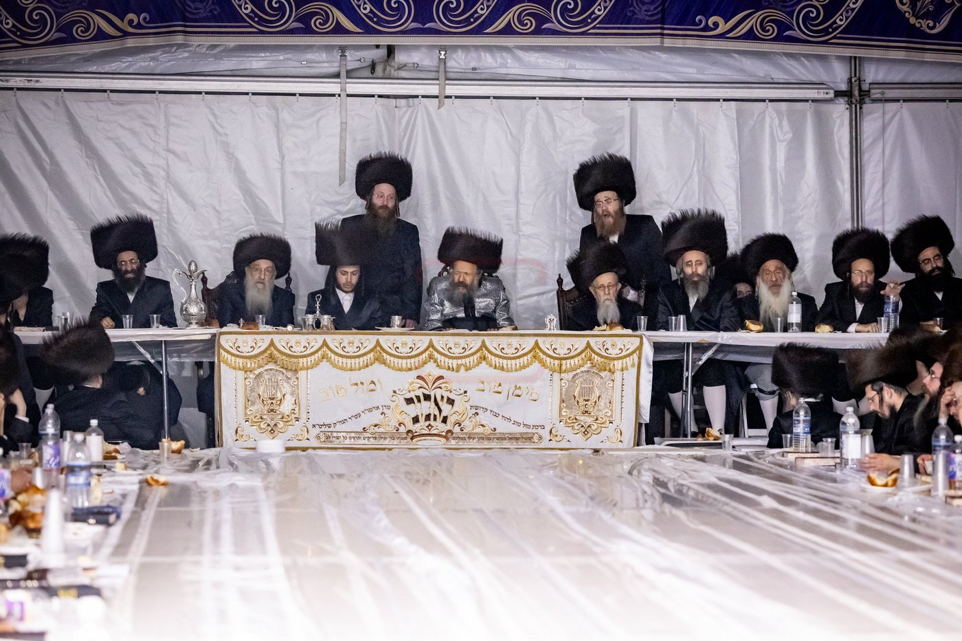 האדמו"ר מבאבוב 45 בשב"ק בעיר יוניאן