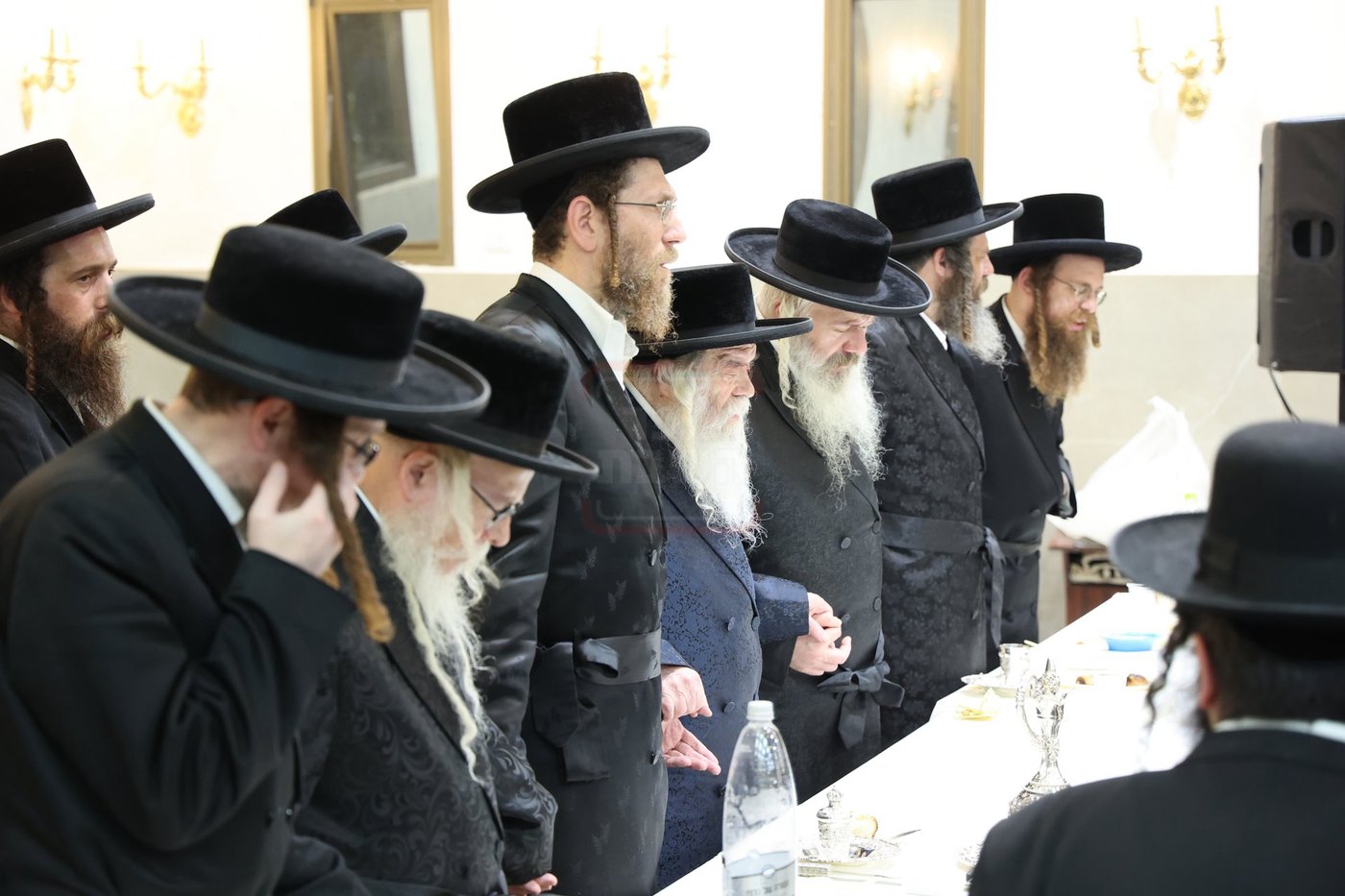 סעודת הודאה בקרעטשניף י-ם