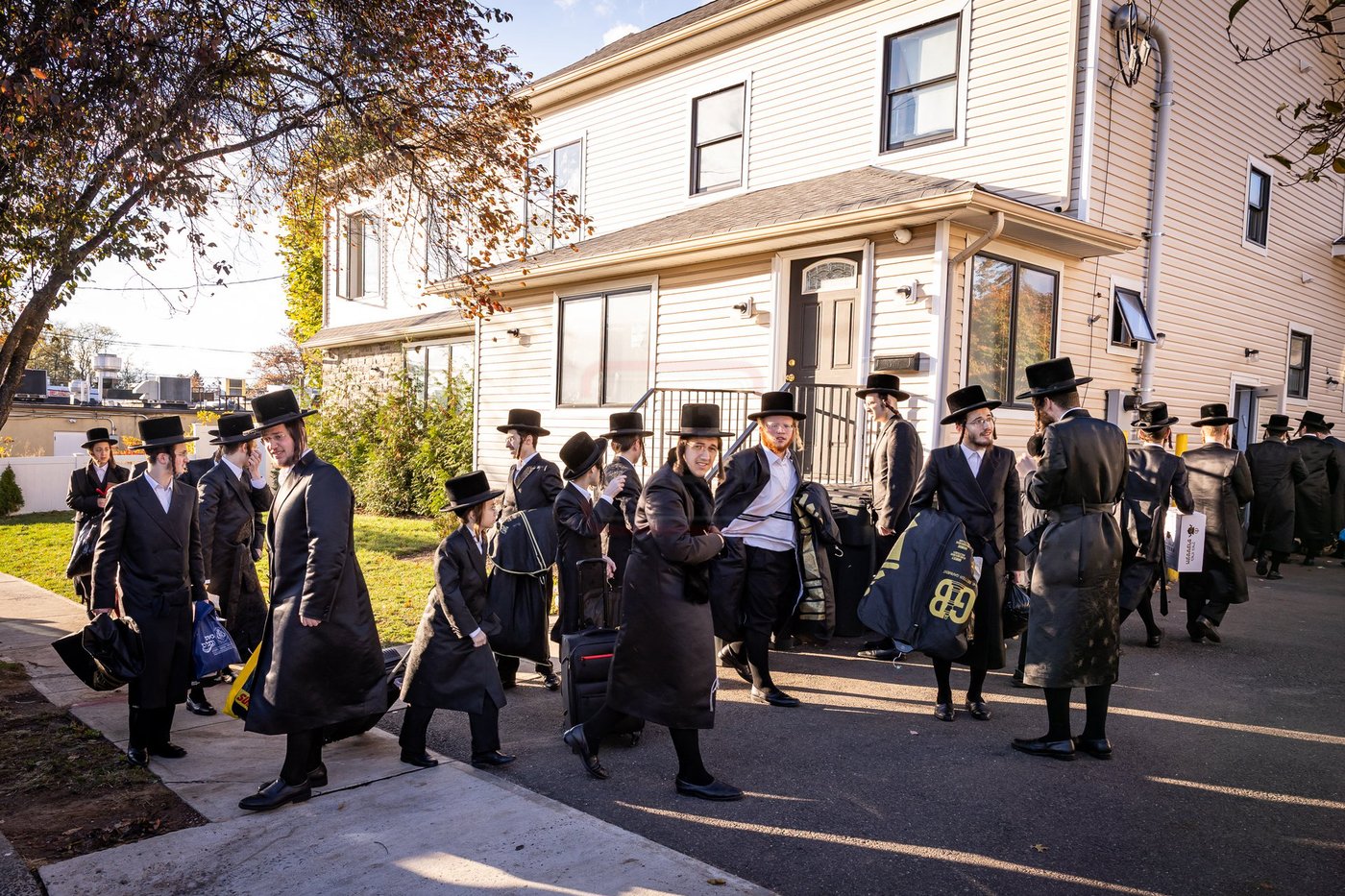 ההכנות לשב"ק בצל האדמו"ר מבאבוב 45 בעיר יוניאן