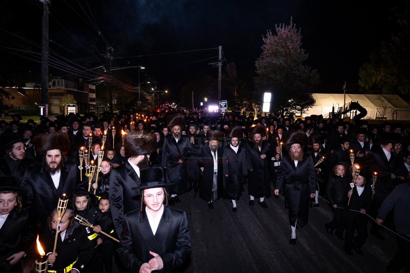 האדמו"ר מבאבוב 45 בשב"ק בעיר יוניאן