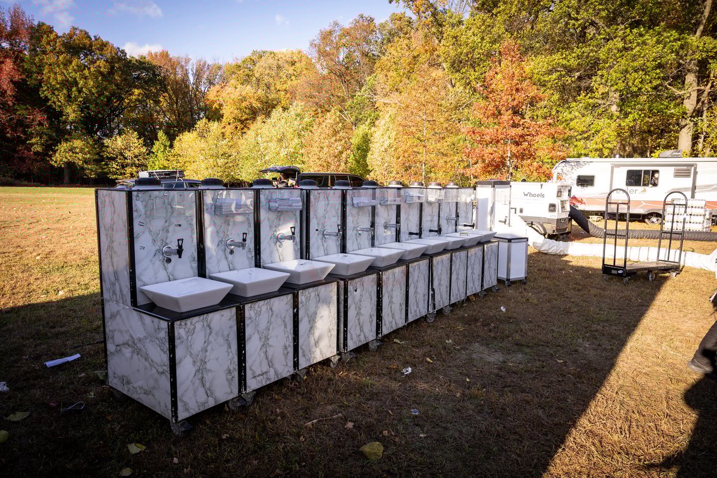 ההכנות לשב"ק בצל האדמו"ר מבאבוב 45 בעיר יוניאן