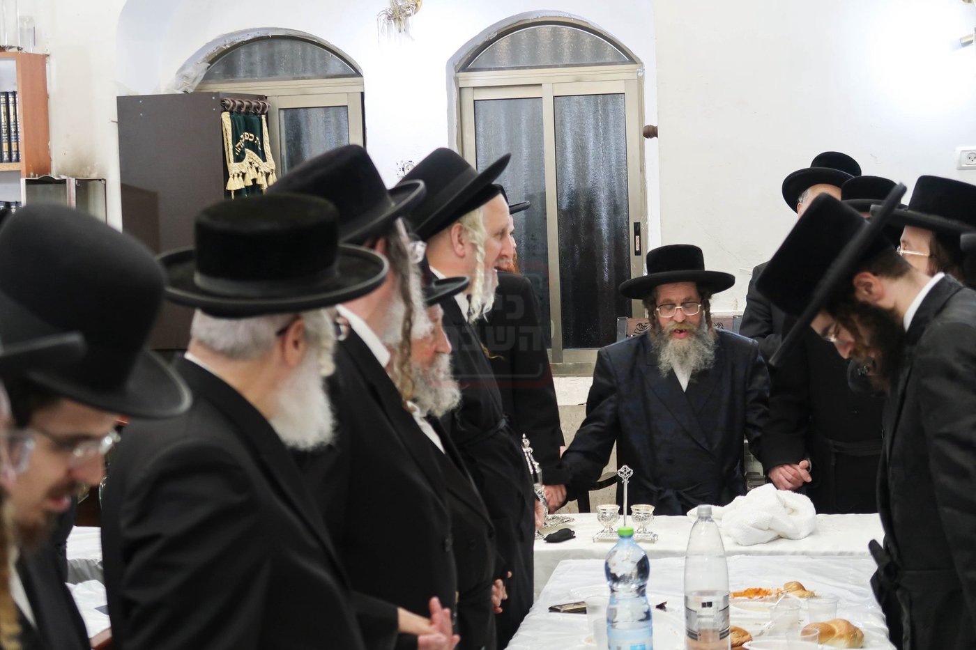 סעודת הודאה בקרעטשניף סיגעט