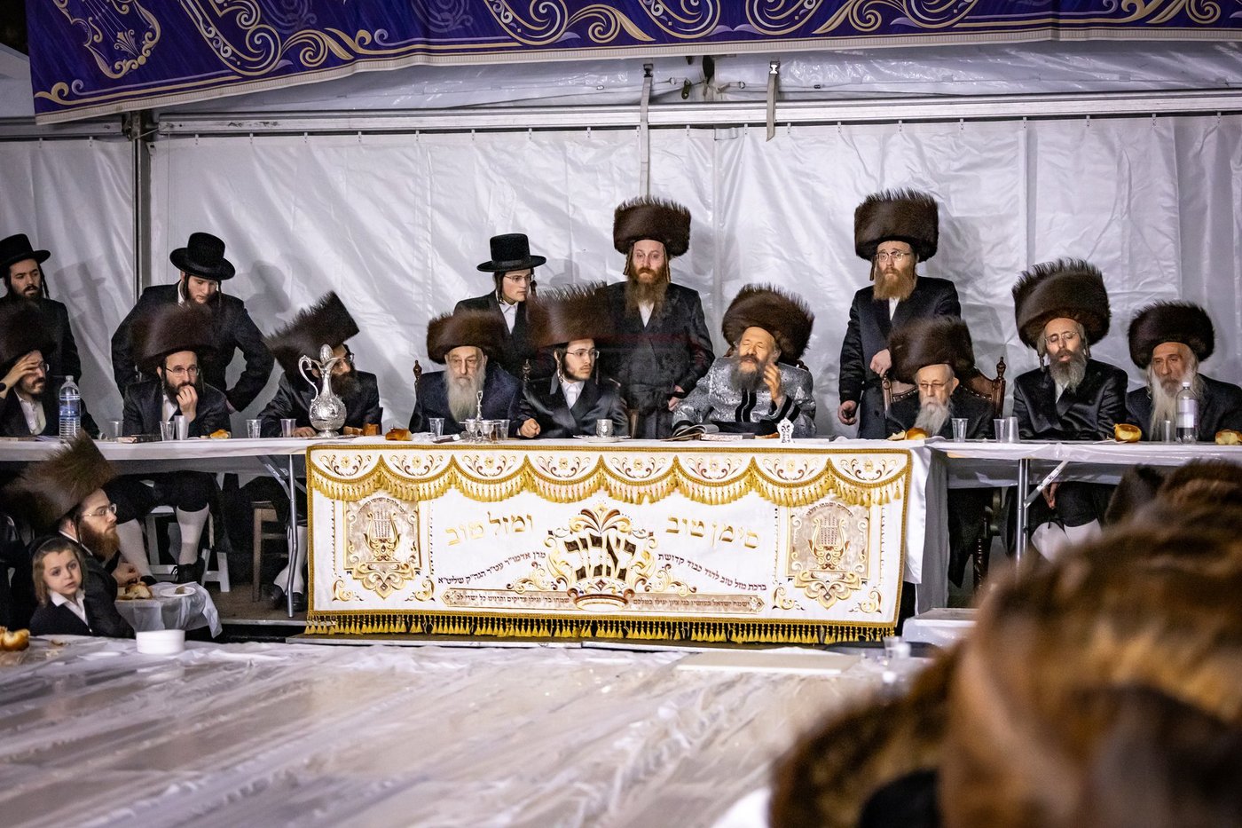 האדמו"ר מבאבוב 45 בשב"ק בעיר יוניאן