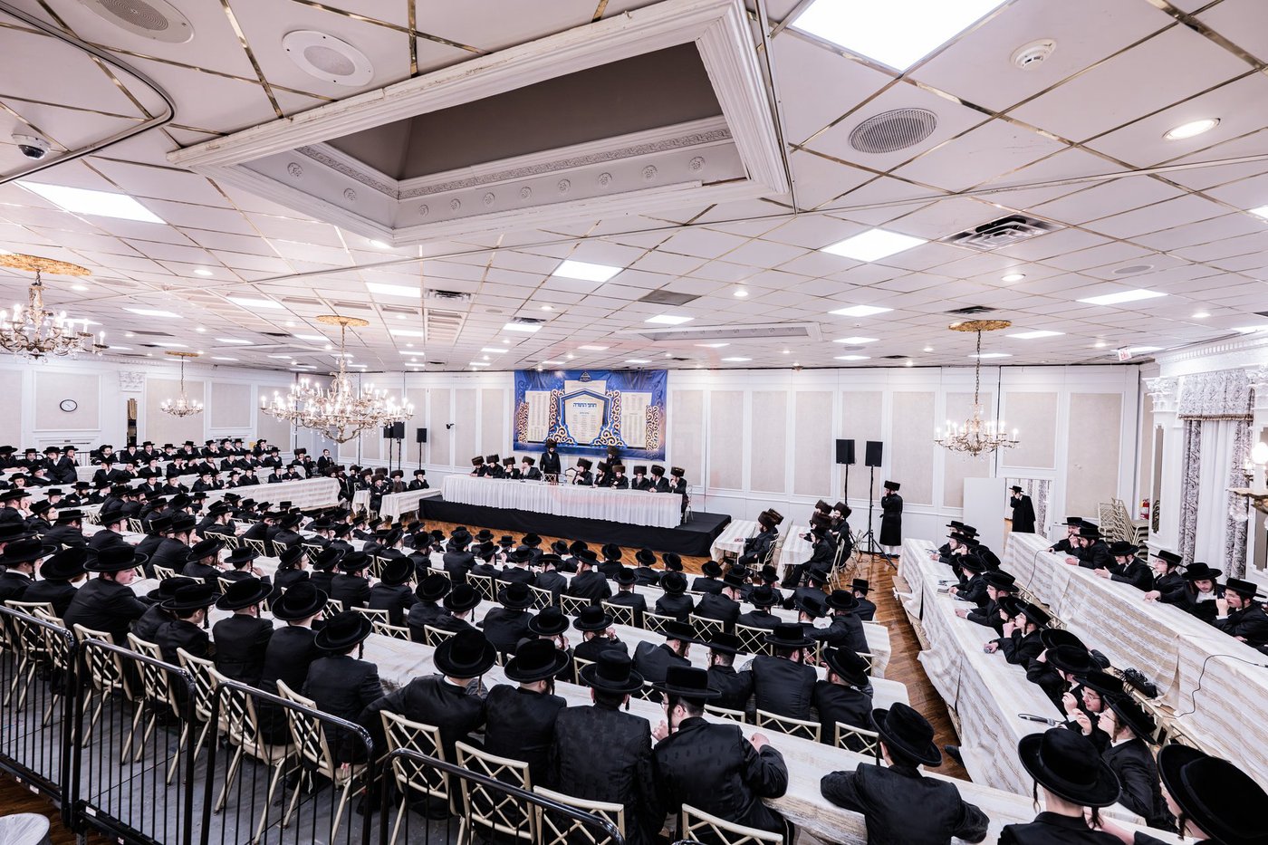 בחינה פומבי ע"י תלמידי ישיבות קטנות ד'סאטמר מרחבי ניו יארק 