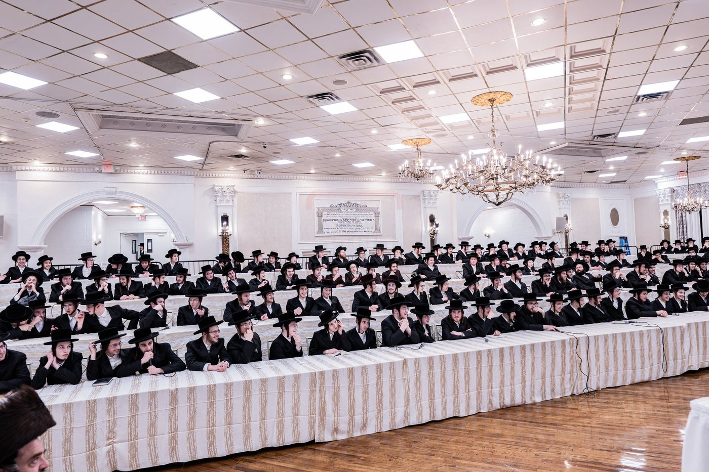 בחינה פומבי ע"י תלמידי ישיבות קטנות ד'סאטמר מרחבי ניו יארק 