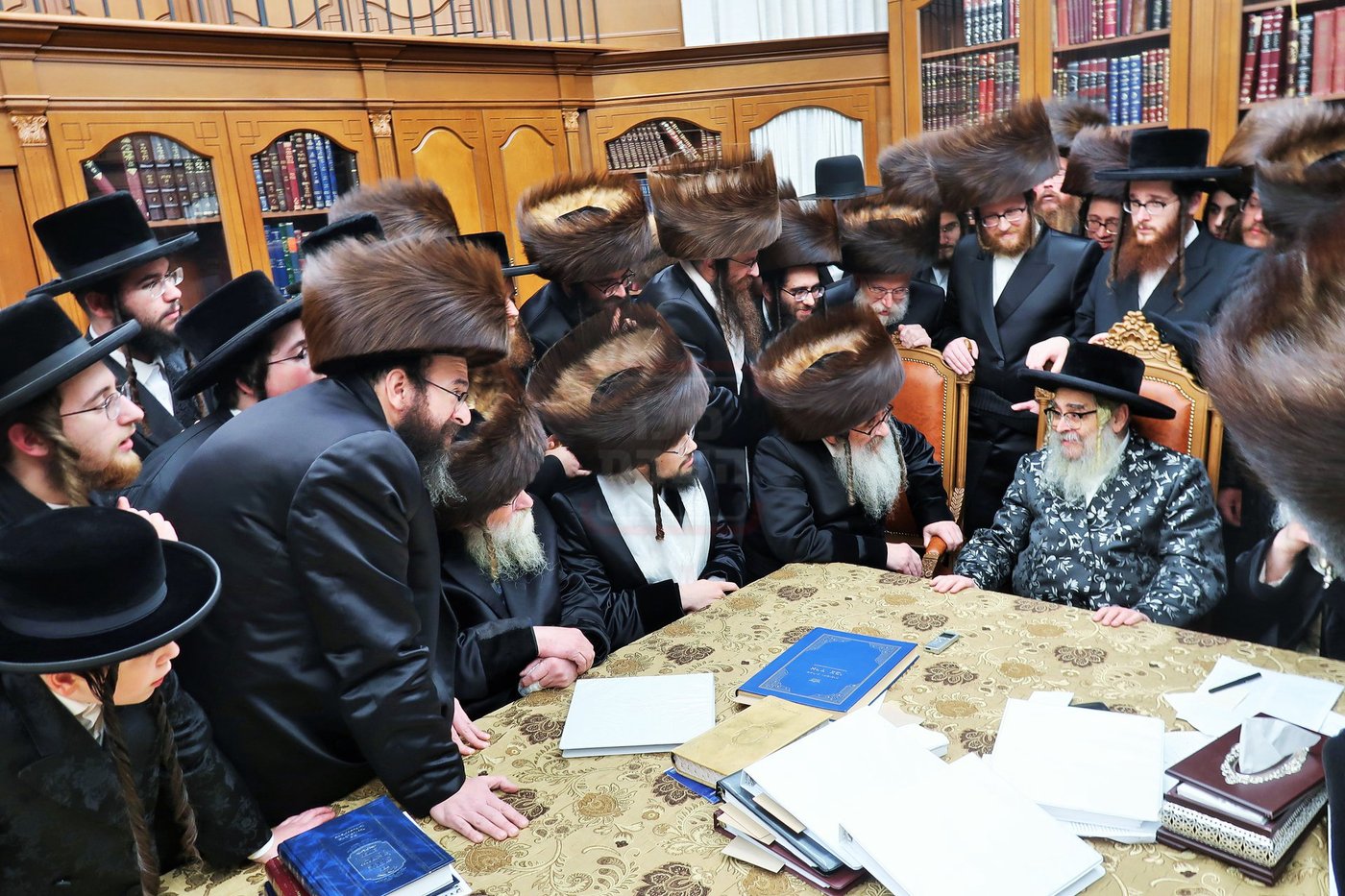 האדמו"רים מספינקא וראחוב בביקור אצל האדמו"ר מסאטמר