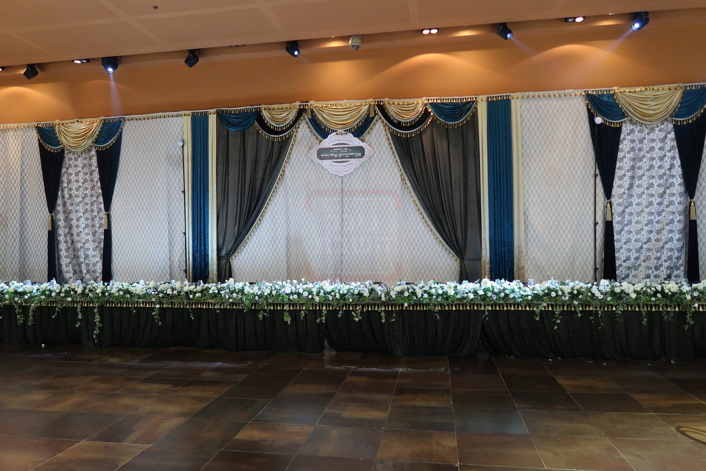 שמחת נישואי נכד האדמו"ר רבי יחיאל אבוחצירא 