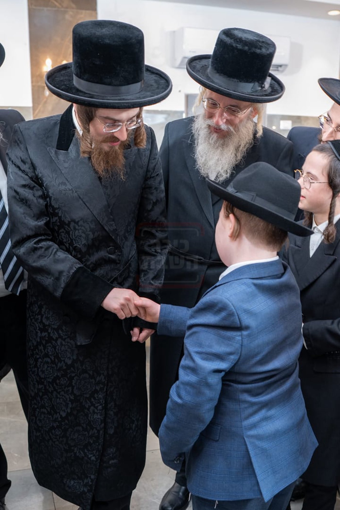 שמחץ בר המצווה לבן הרה"ג ר' חיים שולמן