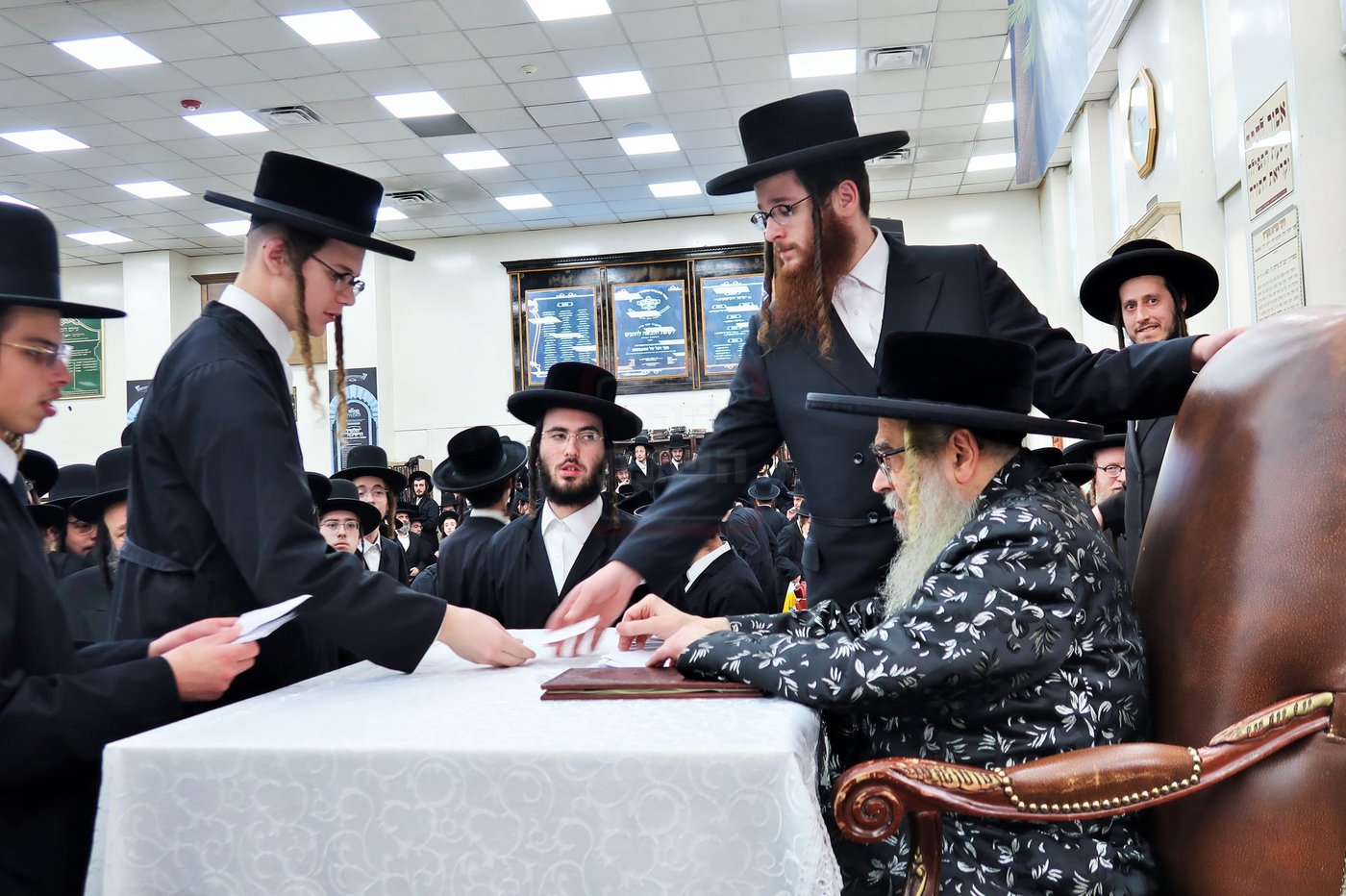 מעמד צאתכם לשלום לאדמו"ר מסאטמר