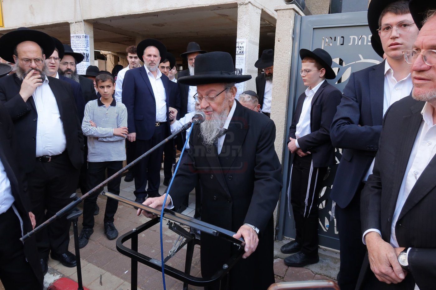 הלוויית הגאון רבי אליהו רפול זצ"ל