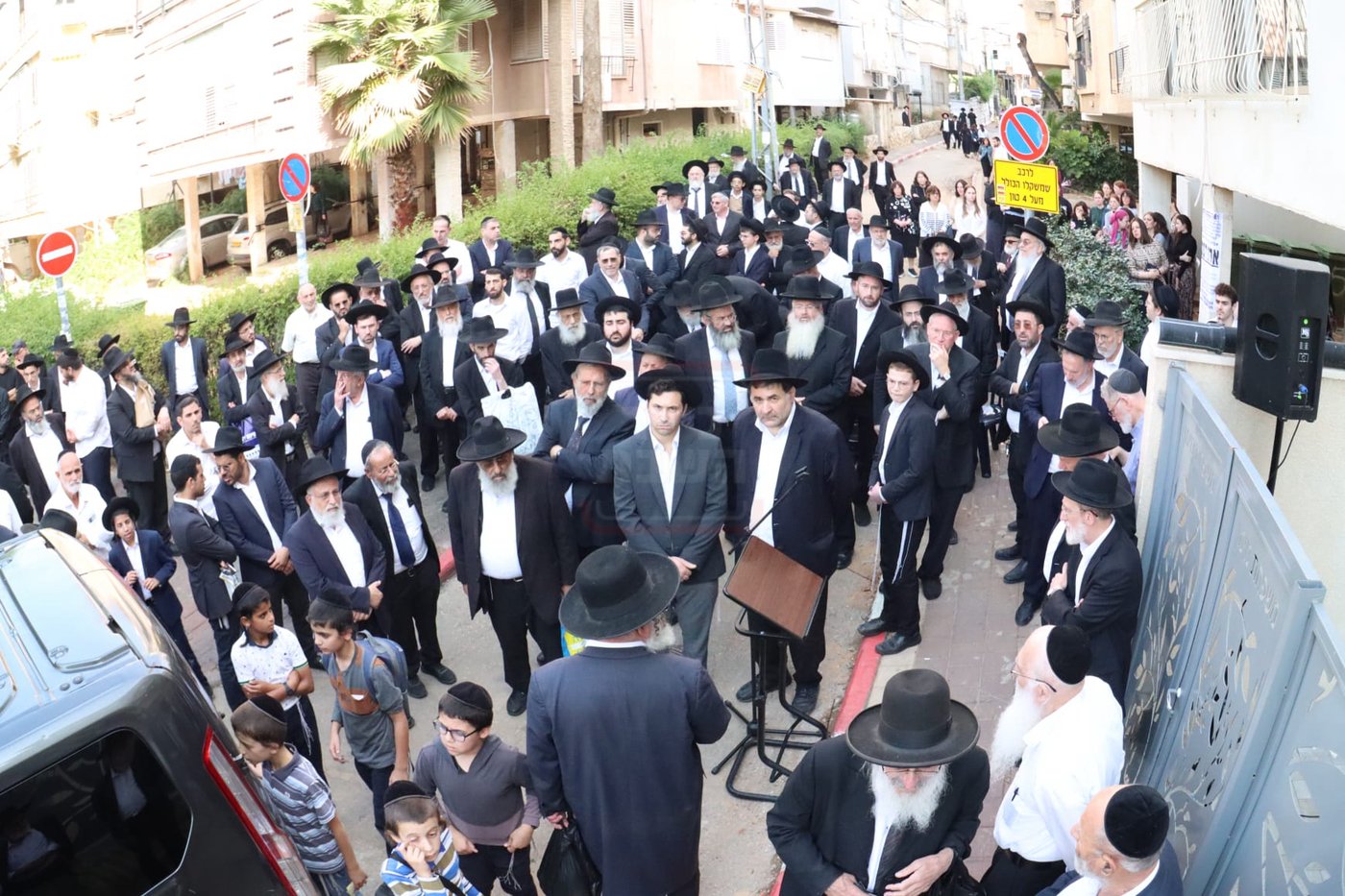 הלוויית הגאון רבי אליהו רפול זצ"ל