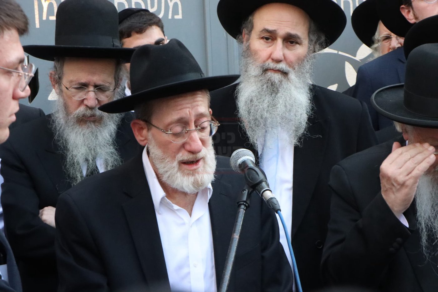 הלוויית הגאון רבי אליהו רפול זצ"ל