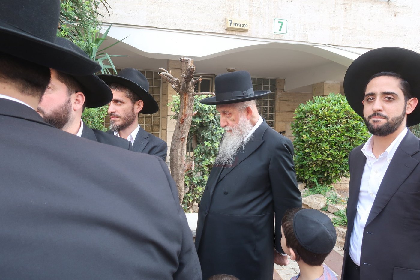 הלוויית הגאון רבי אליהו רפול זצ"ל