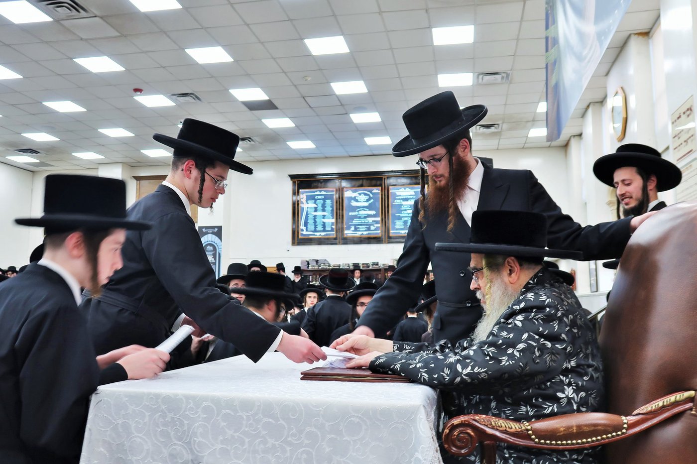 מעמד צאתכם לשלום לאדמו"ר מסאטמר