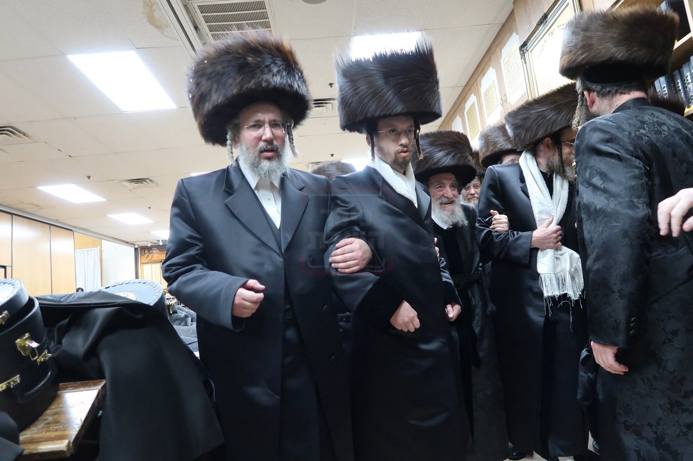 שמחת נישואי נכדת האדמו"ר מויז'ניץ, במונסי