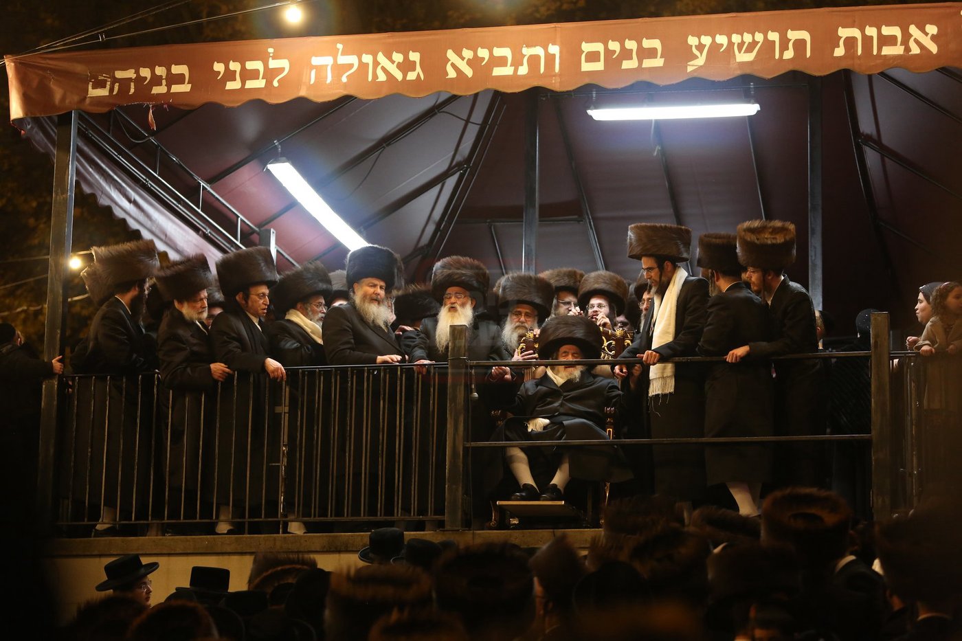 שמחת נישואי נכדת האדמו"ר מויז'ניץ, במונסי