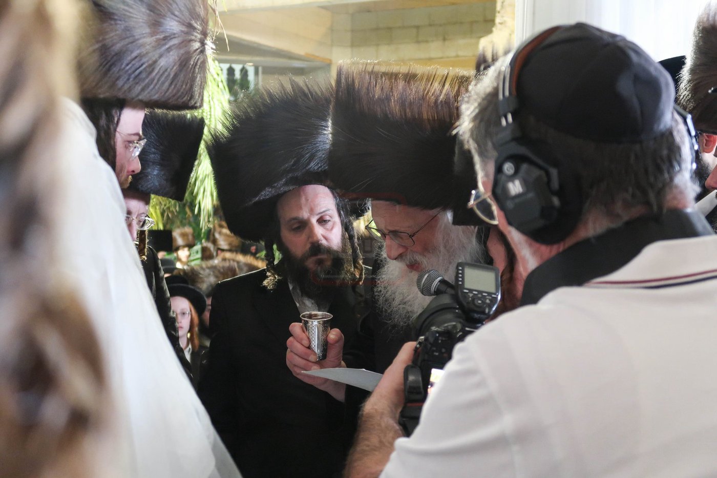 האדמו"ר מהורדנקא בסידור קידושין